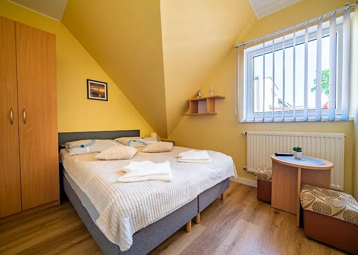 Bronisia בית אירוח *